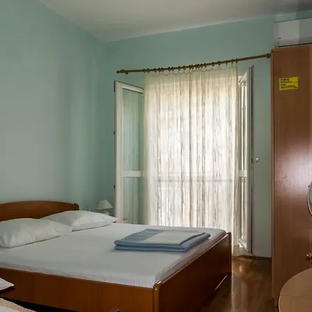 Vila Jagoda *